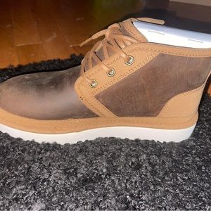 Mens neumel in leather